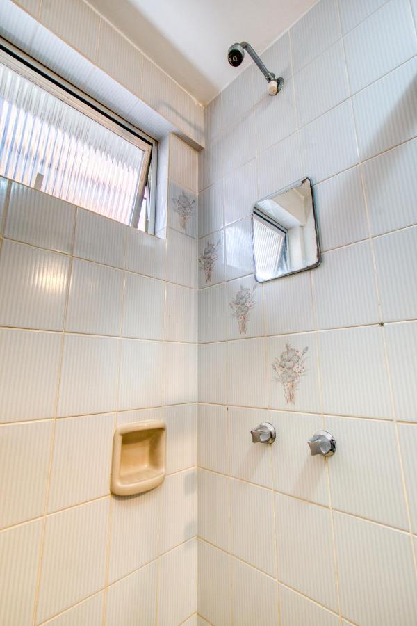 Otimo Apartamento No Centro Mobiliado E Com Garagem Curitiba Esterno foto